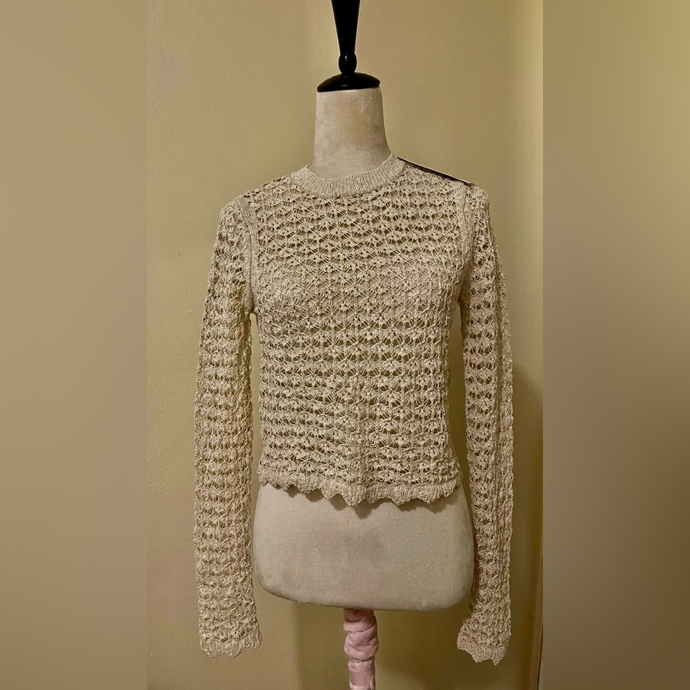 Zara crocheted Top size M brand New very elegant